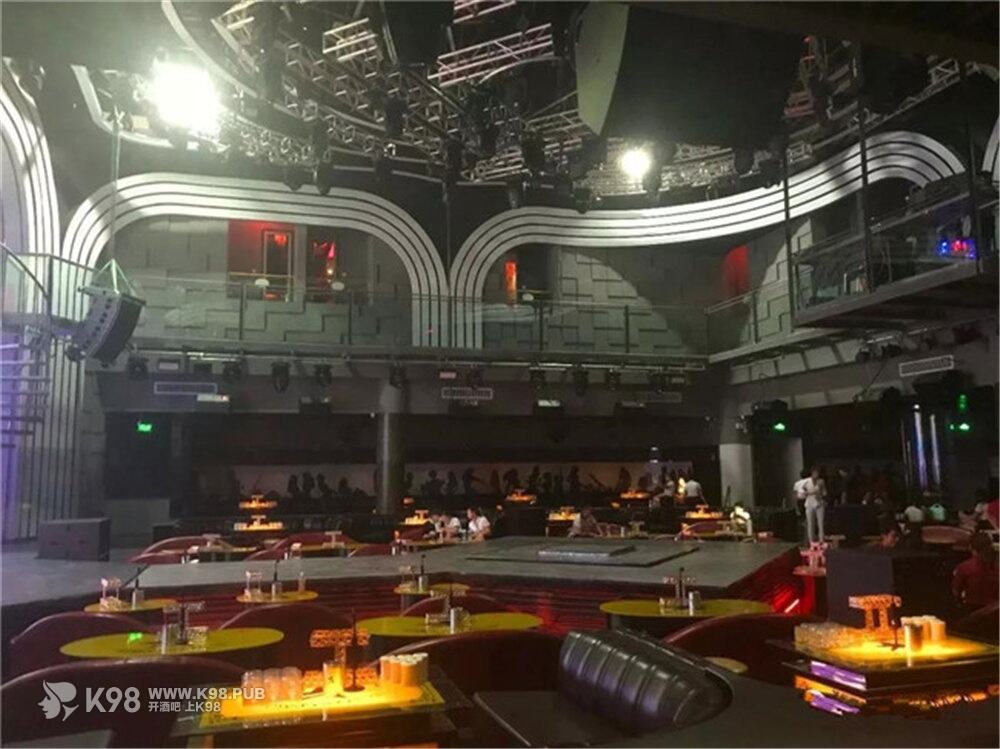 星际时代酒吧装修舞台