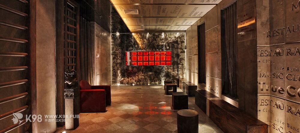 广州TrueCOLOR本色酒吧休息区装修设计效果图