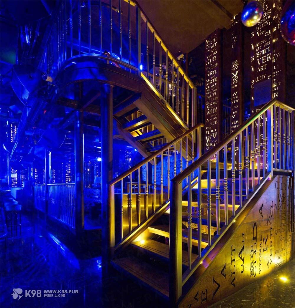 VERTU CLUB威图酒吧设计楼梯效果图