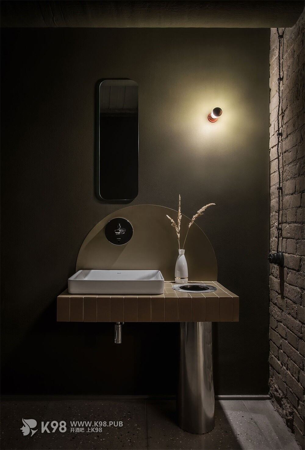 Balthazar酒吧设计案例图片-洗手台